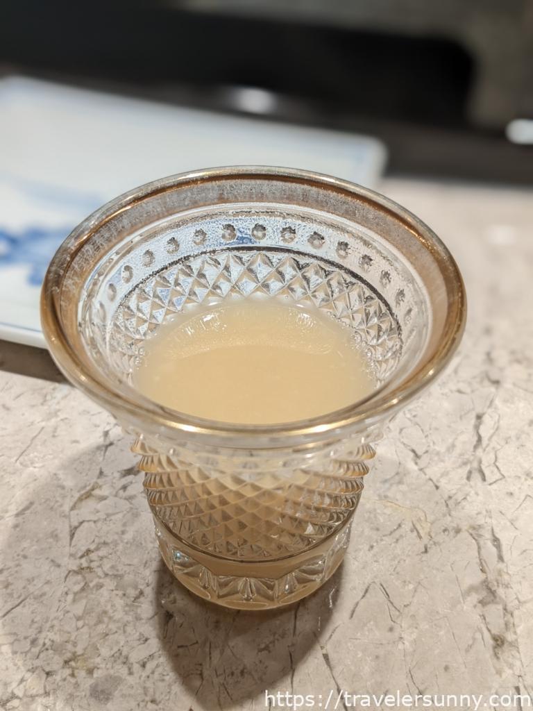 蒜味鹹濃湯